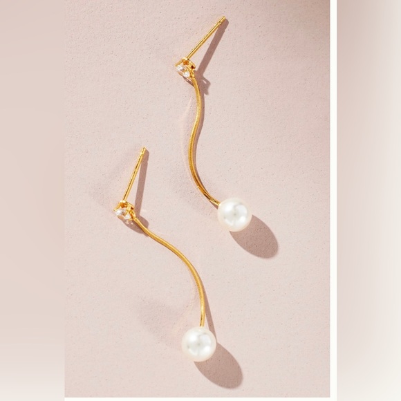 Anthropologie Jewelry Anthropologie 4k Gold Linear Pearl Earring